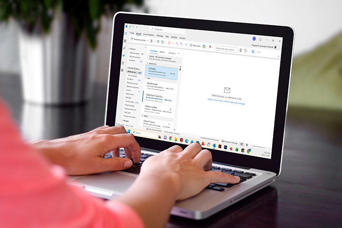 bâtisse à vendre ou à louer acton vale